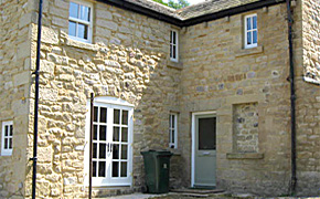 Repointing_lime_mortar_after